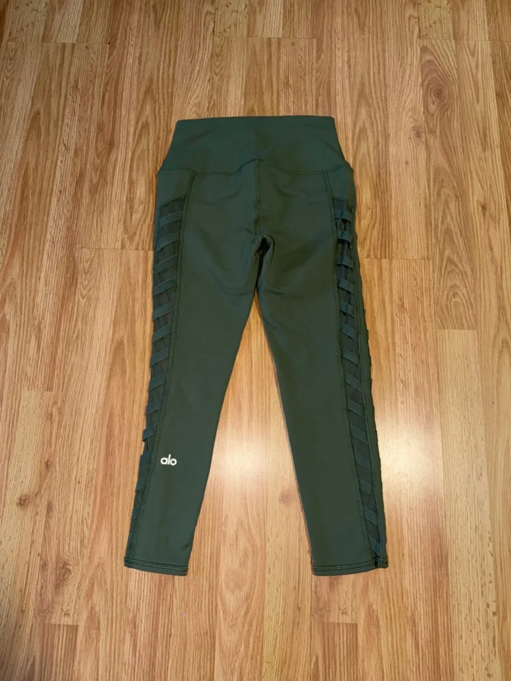 Alo Lattice Mesh Crop Leggings Size XS